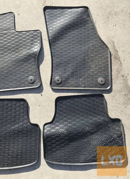 VW TIGUAN II 2,0 CR DFH - gumiszőnyeg szett apróhirdetés