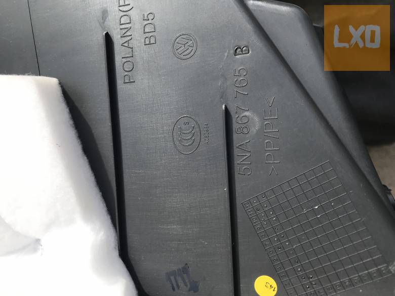 VW TIGUAN II -  bal hátsó oldalsó burkolat  5NA 867 765 B apróhirdetés