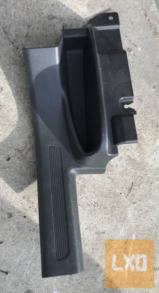 VW TIGUAN II -  jobb hátsó küszöb borítás (belső) 5NA 868 270 B apróhirdetés