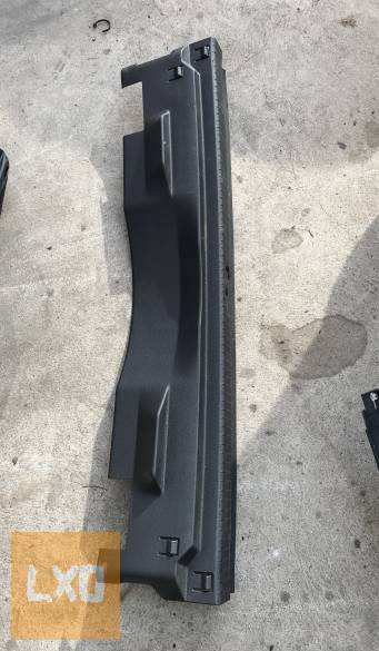 VW TIGUAN II -  hátfal burkolat 5NA 863 459 F apróhirdetés