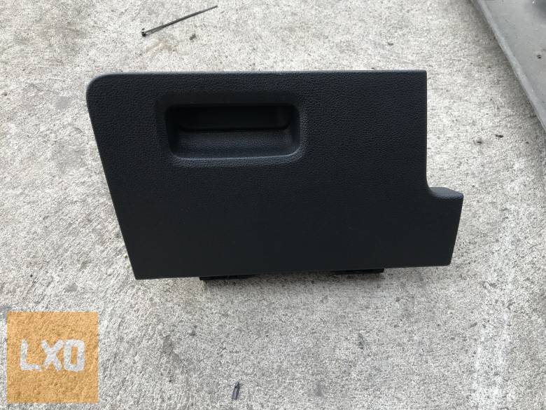 VW TIGUAN II -  műszerfal tároló 5NB 857 919 apróhirdetés