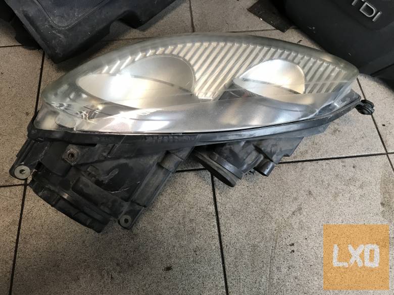 VW GOLF V  - bal  fényszóró apróhirdetés