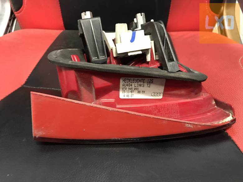 AUDI A5 8T COUPE - bal hátsó belső lámpa 8T0 945 093 apróhirdetés