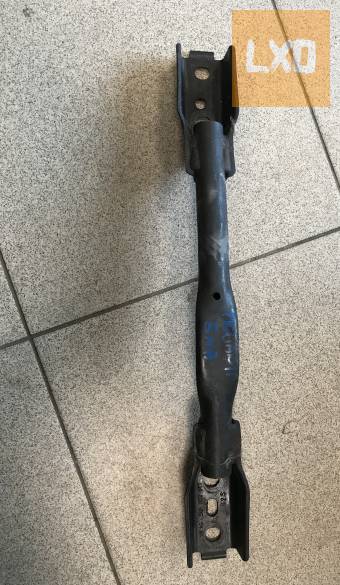 VW TIGUAN II - padlólemez merevítő 5QA 802 117 apróhirdetés