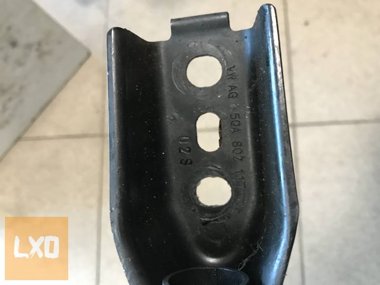 VW TIGUAN II - padlólemez merevítő 5QA 802 117 apróhirdetés