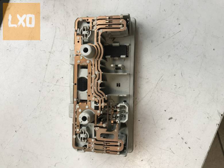 SKODA OCTAVIA II -  beltér világítás 3B0 947 105 C apróhirdetés