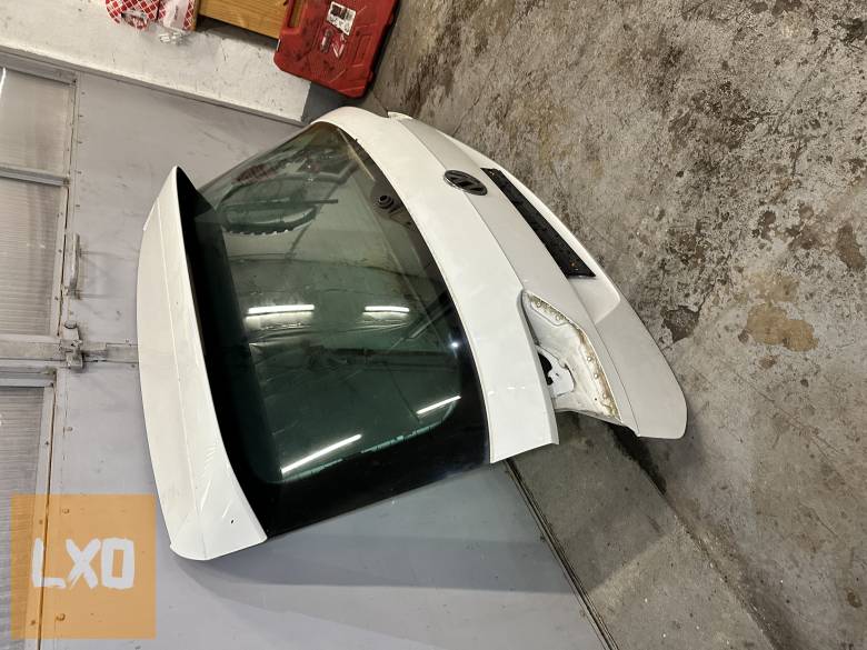 VW TIGUAN II - csomagtér ajtó (üresen) apróhirdetés