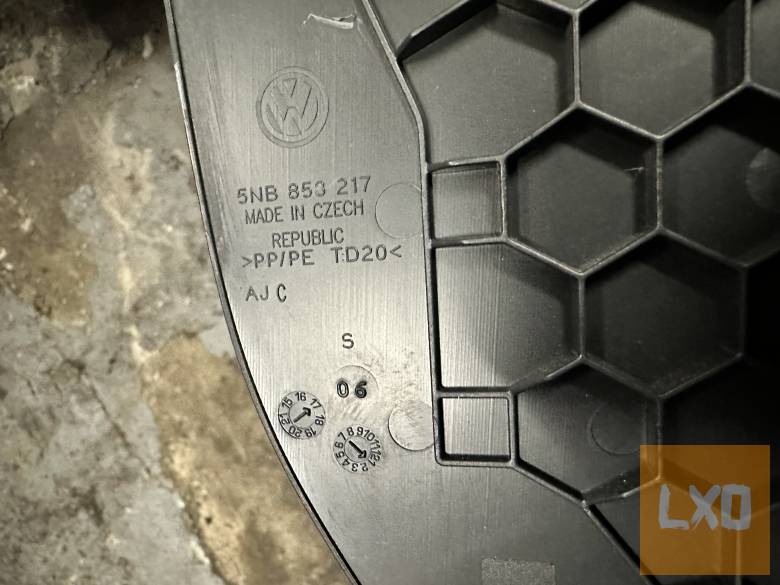 VW TIGUAN II - műszerfal takaró ( bal ) 5NB 858 217 apróhirdetés
