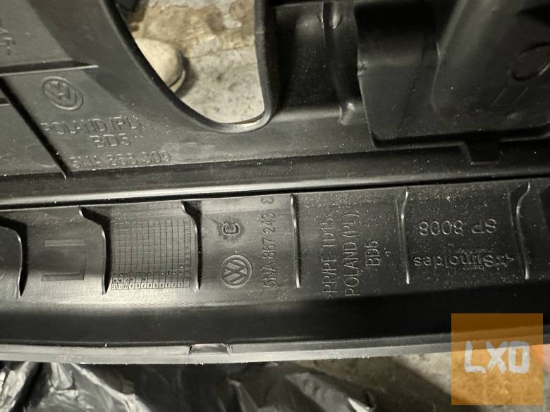 VW TIGUAN II - bal "B" oszlop burkolat 5NA 867 243 apróhirdetés