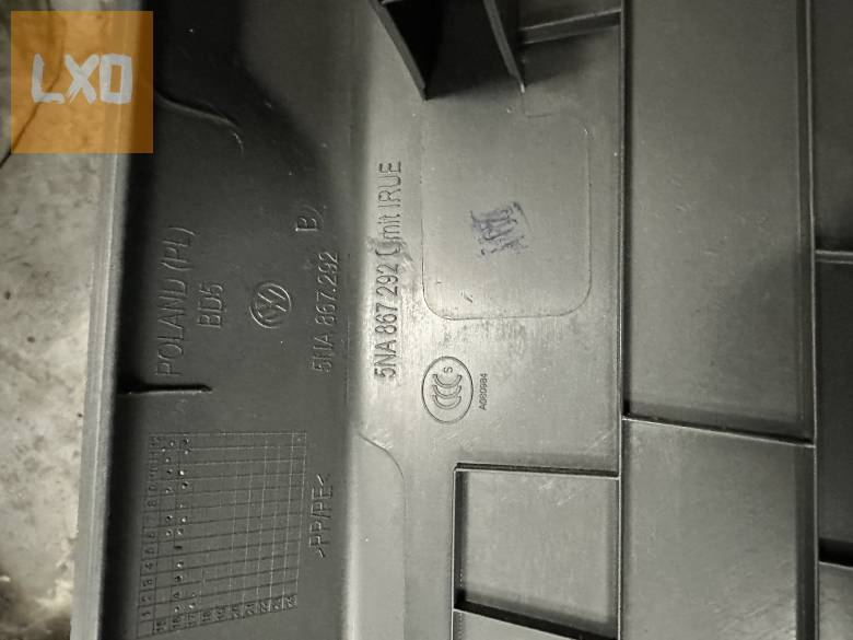 VW TIGUAN II - jobb "B" oszlop burkolat 5NA 867 292 apróhirdetés