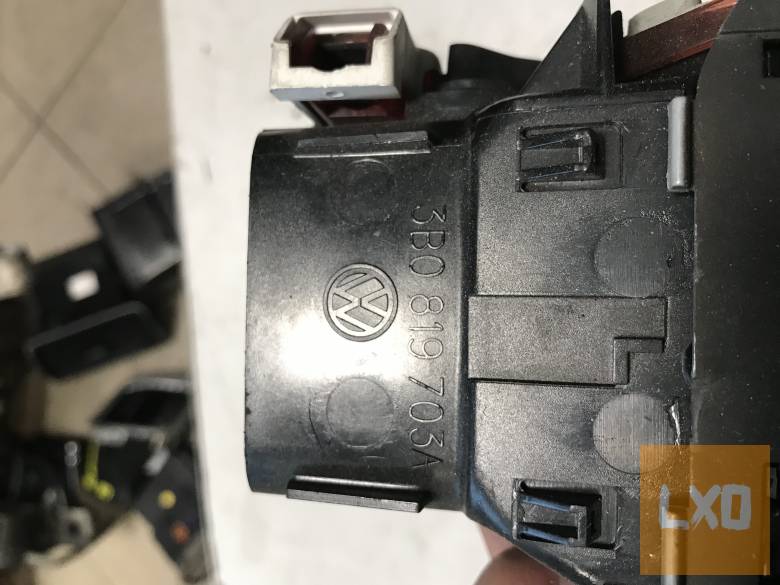 VW PASSAT B5 - bal légbefúvó 3B0 819 703 A apróhirdetés