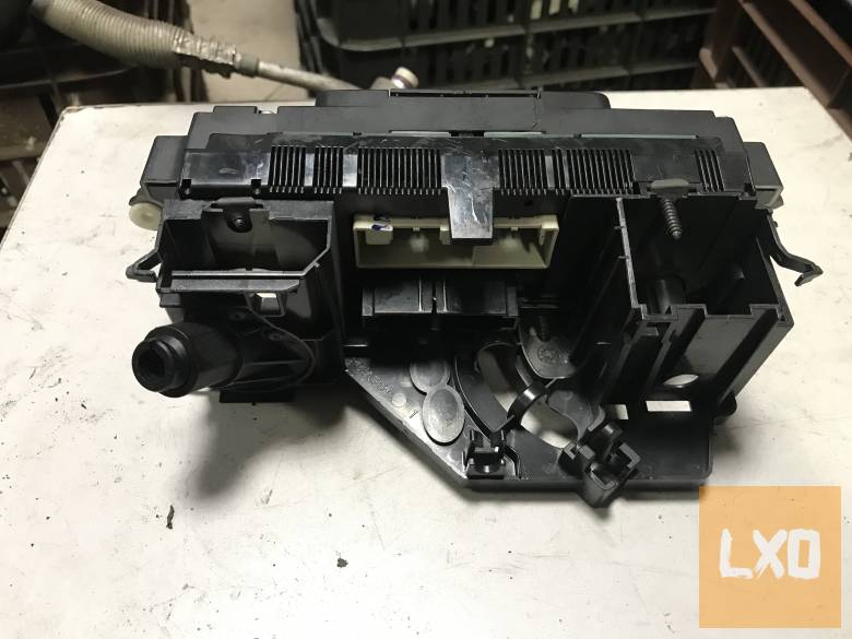 VW PASSAT B6 - fűtéskapcsoló apróhirdetés
