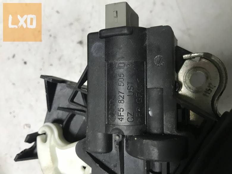 VW PASSAT B6 - csomagtér zár 4F5 827 505 D apróhirdetés