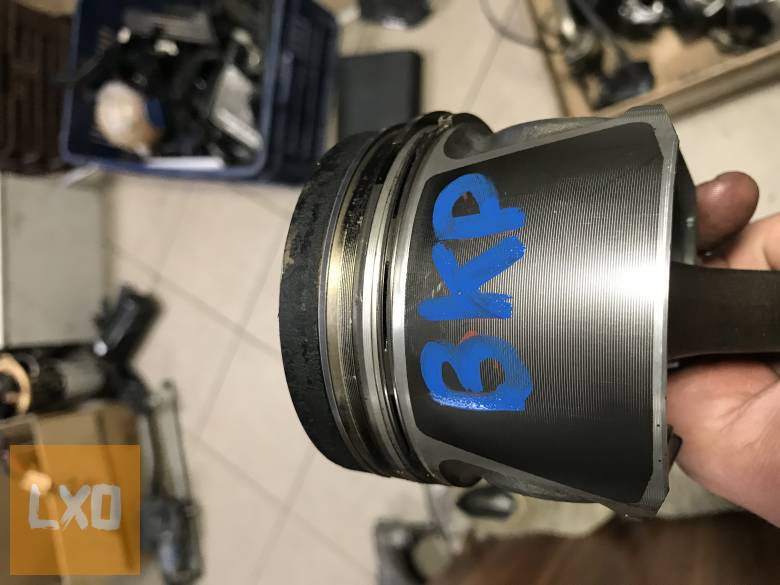 VW PASSAT B6 / 2,0 PD BKP  hajtókar + dugattyú apróhirdetés