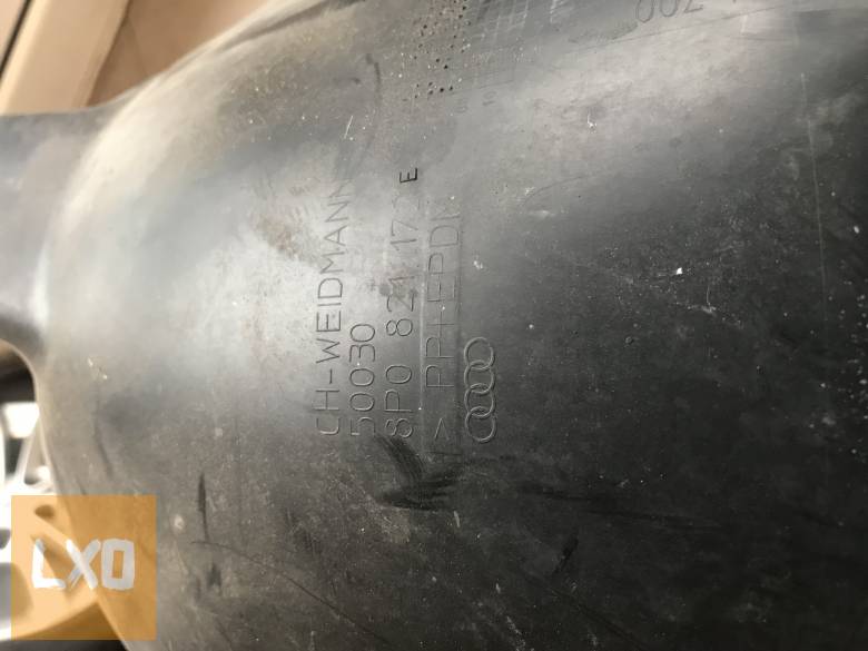 AUDI A3 8P // jobb első dobbetét 8P0 821 172 E apróhirdetés