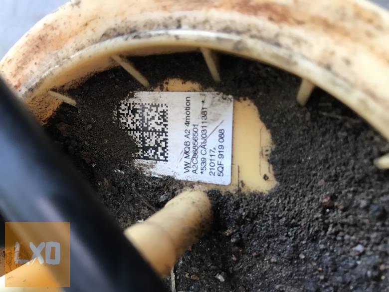 VW TIGUAN II 2,0 CR DFH - AC pumpa 5QF 919 088 apróhirdetés