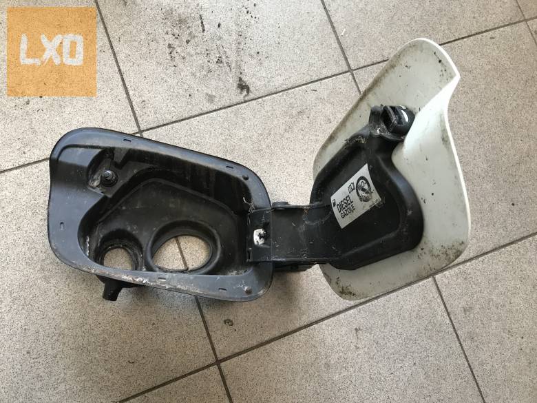 VW TIGUAN II - tankajtó 5NA 809 857 A apróhirdetés