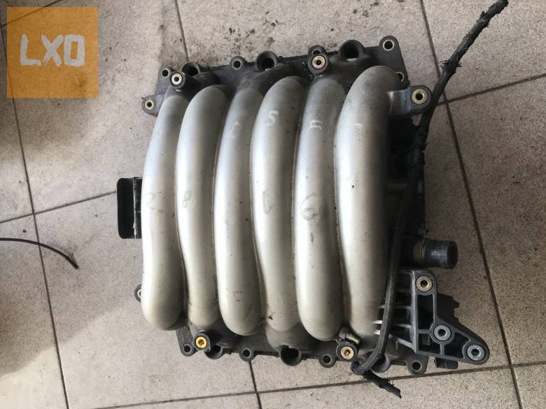 AUDI A4 B5  2,4 V6 - szívósor 078 133 223 S apróhirdetés