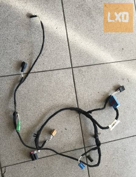 VW TIGUAN II - bal első kárpit köteg 5NB 971 557 B apróhirdetés