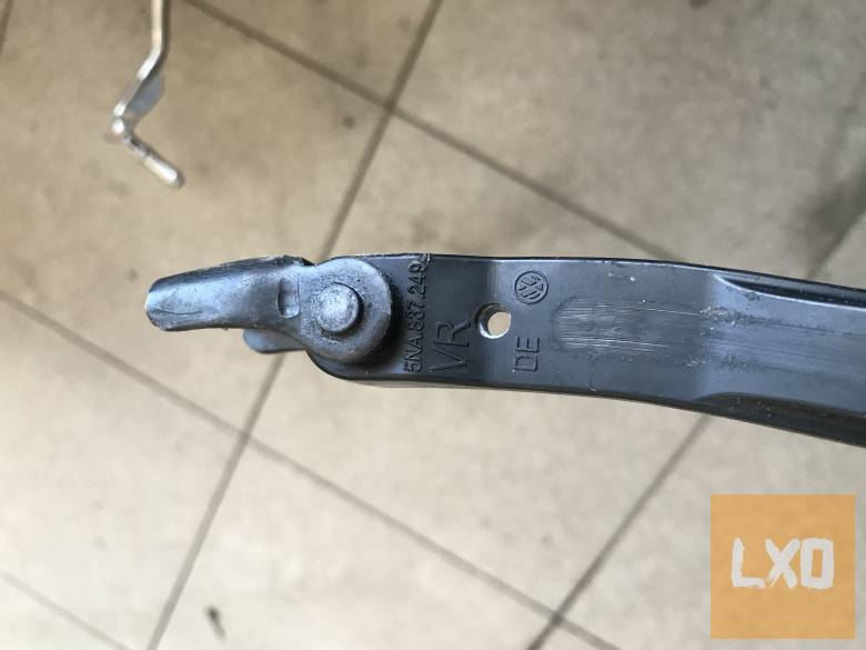 VW TIGUAN II - első ajtóhatároló 5NA 837 249 apróhirdetés