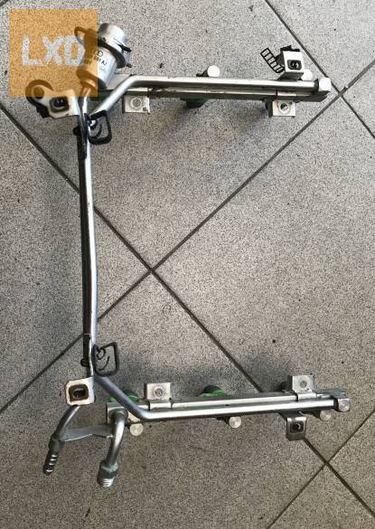 AUADI A4 B5 2,4 V6 - injektor híd 078 133 681 AJ apróhirdetés