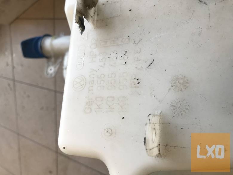 VW GOLF V _ ablakmosó tartály apróhirdetés