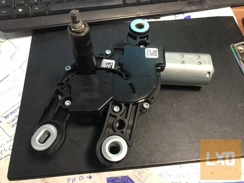 VW TIGUAN II - hátsó ablaktörlő motor 5G0 955 711 A apróhirdetés