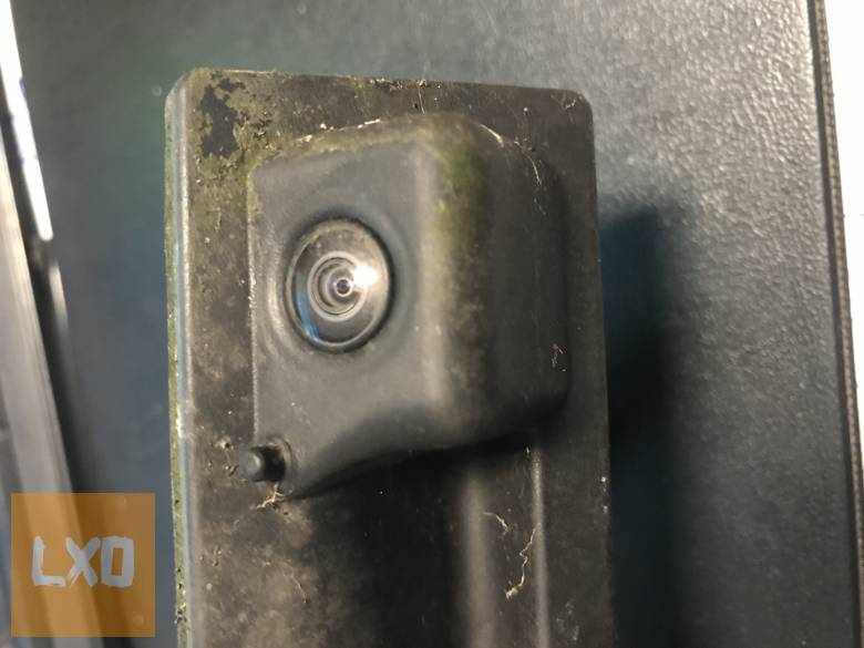 VW TIGUAN II - csomagtér nyitó / tolató kamera 5NA 827 566 D apróhirdetés