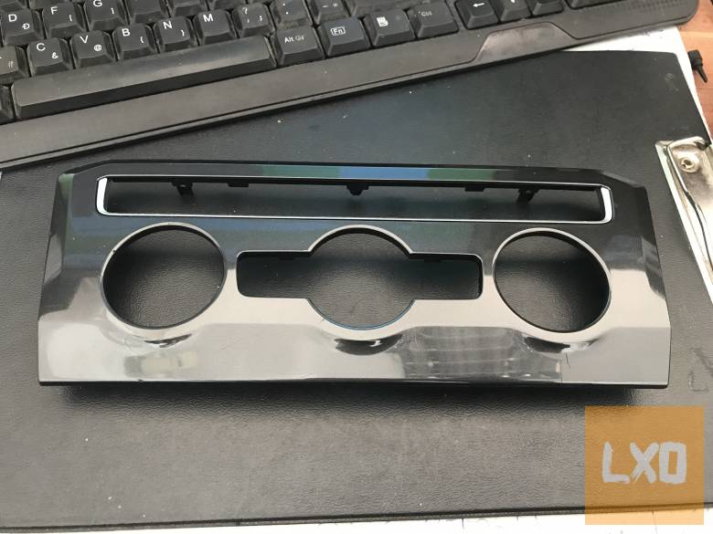 VW TIGUAN II - klímavezérlő keret 5NB 820 073 A apróhirdetés