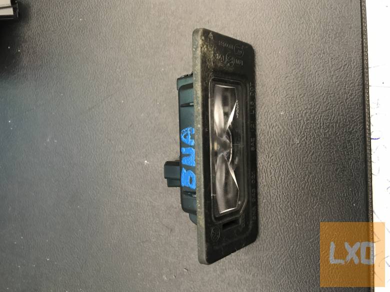 VW TIGUAN II - rendszámvilágítás 5NA 943 021 apróhirdetés