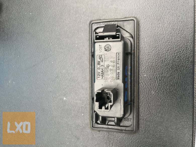 VW TIGUAN II - rendszámvilágítás 5NA 943 021 apróhirdetés