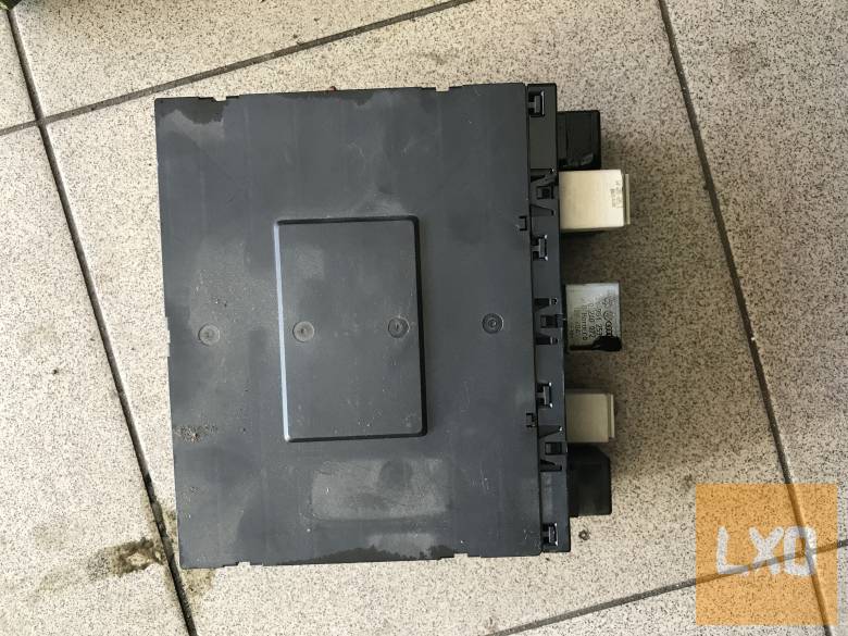 SEAT LEON 1P 2,0 PD BKD - komfortmodul 3C0 937 049 E apróhirdetés