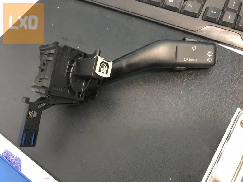 SKODA OCTAVIA II 2,0 PD BKD - ablaktörlő kar 1K0 953 519 A apróhirdetés