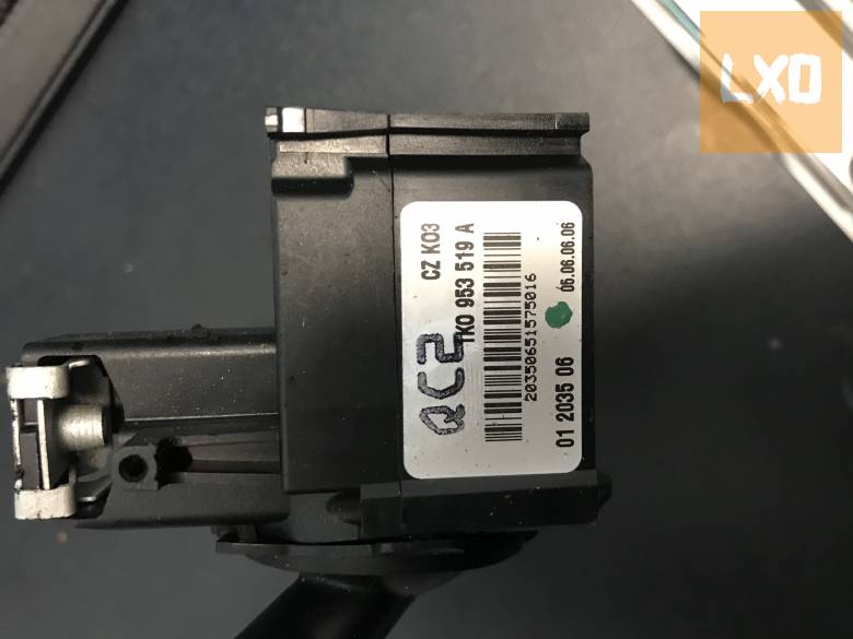 SKODA OCTAVIA II 2,0 PD BKD - ablaktörlő kar 1K0 953 519 A apróhirdetés