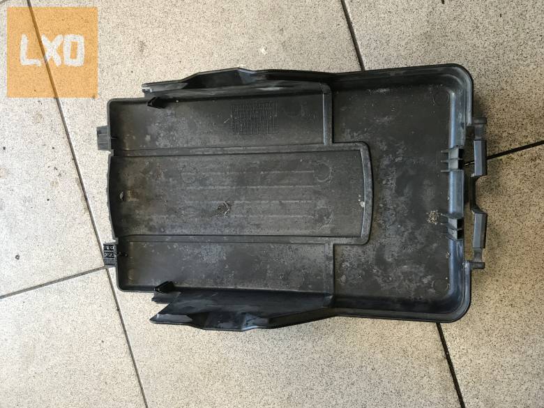VW GOLF V  2,0 PD - akkumulátor fedél 1K0 915 443 C apróhirdetés