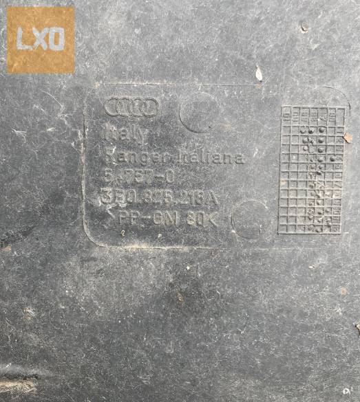 VW PASSAT B5 - alsó burkolat 3B0 825 218 A apróhirdetés