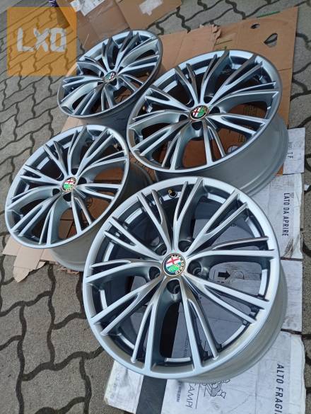 5x110 Alfa Romeo Stelvio, Giulia, Giulietta, 159, Brera 18" alufelni apróhirdetés