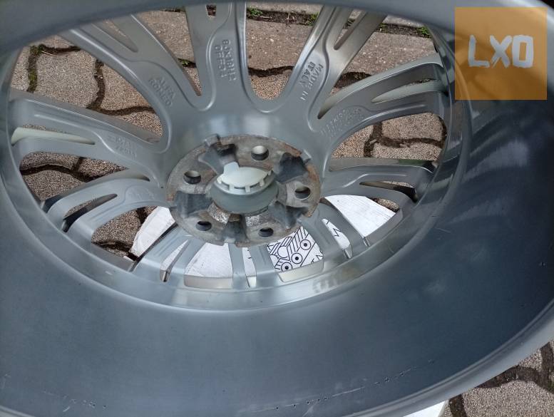 5x110 Alfa Romeo Stelvio, Giulia, Giulietta, 159, Brera 18" alufelni apróhirdetés