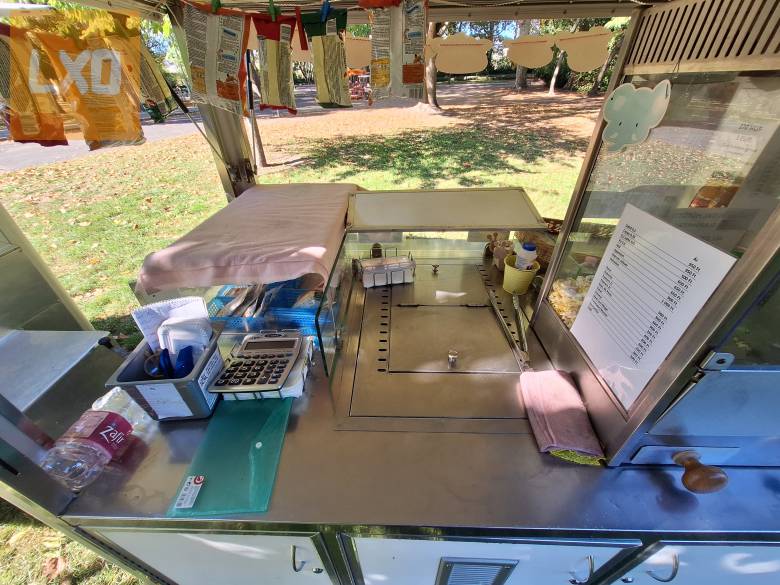 ELECTROAUTO  ELEKTROMOS Büfés szerelvény, popcorn, kukorica, jégkrém apróhirdetés