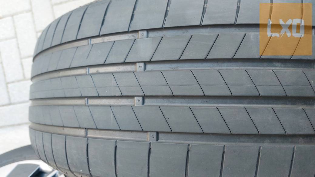 Gyári , Skoda Elroq-Enyaq IV. 19” alufelni ,nyári gumi 5x112 apróhirdetés