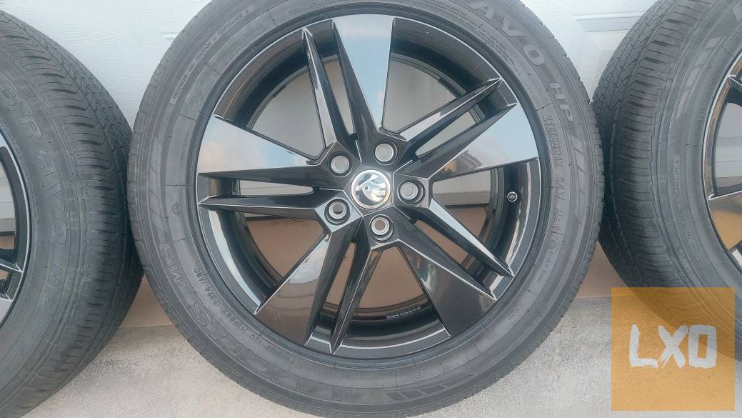 Gyári  Skoda Superb  17” alufelni 5x112 új nyári gumi apróhirdetés