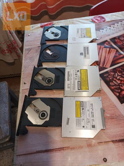 Laptopba való olvasók/ Irók apróhirdetés