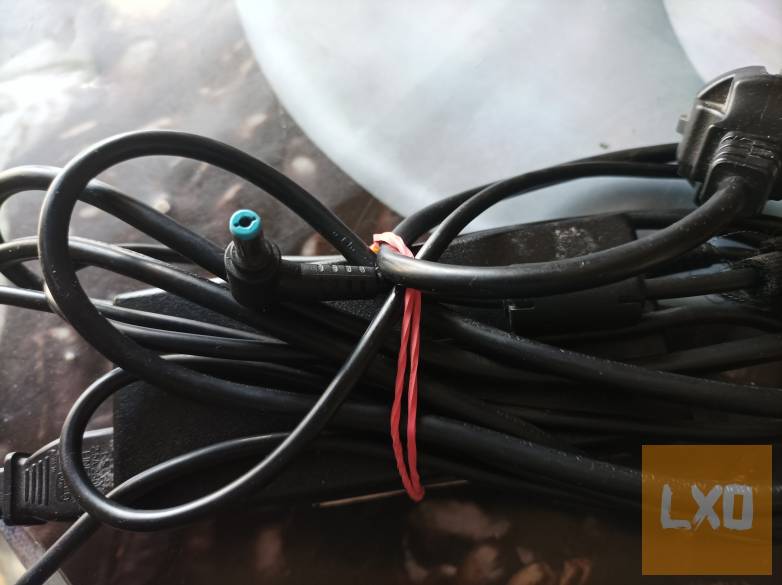 Hipro Laptop Töltő apróhirdetés