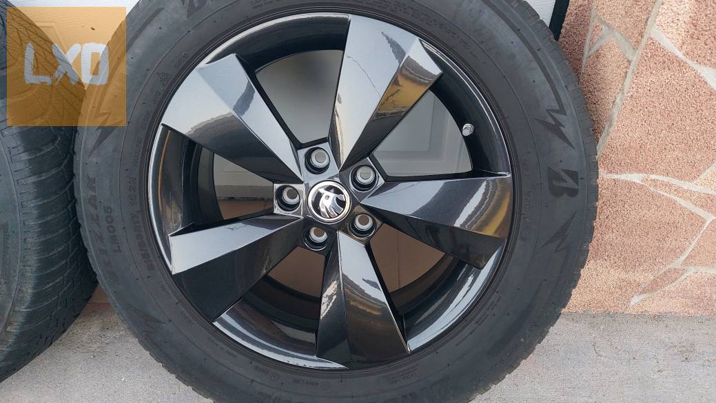CS. Gyári ,új szerű Skoda Kodiaq 17” alufelni ,téli gumi apróhirdetés