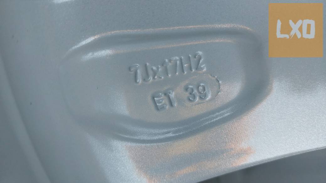 Cs. VW Tiguan 17”Rial  alufelni, újszerű téli gumi apróhirdetés