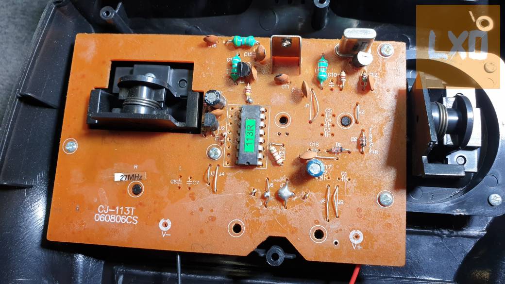 27,145 MHz távirányító eladó apróhirdetés