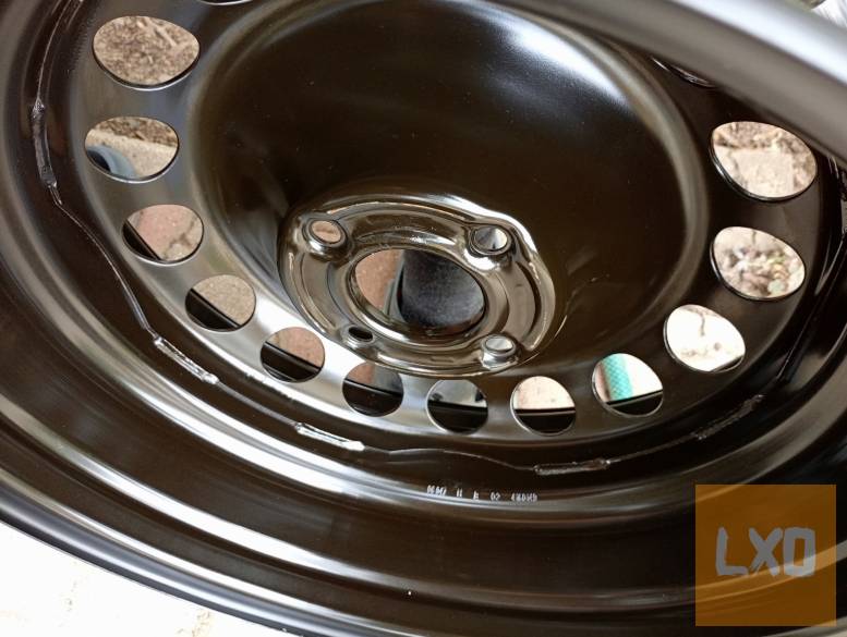 4x108 Citroen C3, C4, Peugeot 2008, Opel CrosslandX 16" lemezfelni apróhirdetés