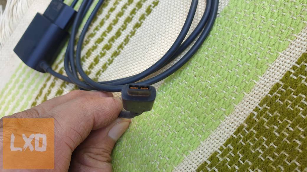 Microsoft AC-100E USB-C töltő eladó, 5V / 3A apróhirdetés