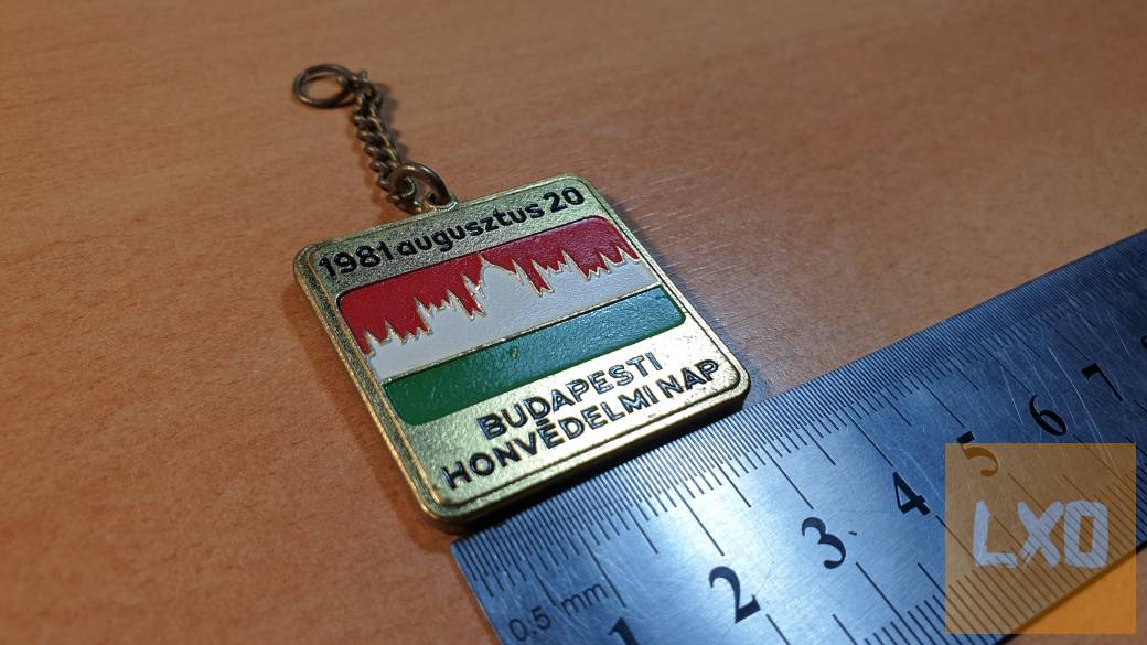 1981-es MHSZ kulcstartó eladó gyűjtőnek apróhirdetés