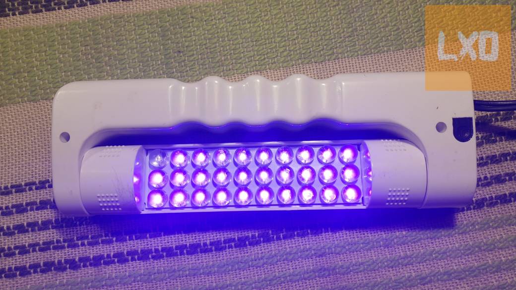 Erős, 6 Wattos LED-es UV lámpa eladó apróhirdetés